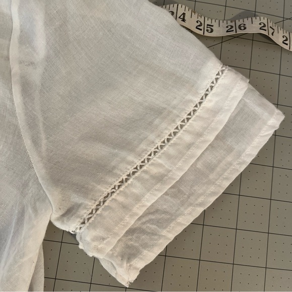 Umgee White Gauze Blouse Crochet & Floral Embroidery Detail M - Picture 6 of 11